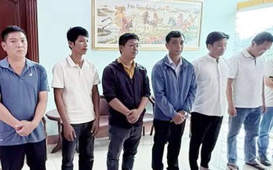 Khởi tố 8 đối tượng đưa, nhận hối lộ để cấp khống giấy kiểm dịch động vật