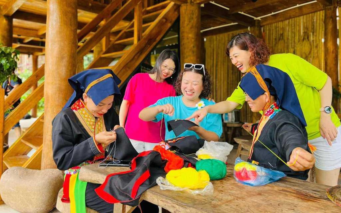 Nghị quyết 10 mở cơ hội để phụ nữ hưởng lợi từ làn sóng đầu tư du lịch