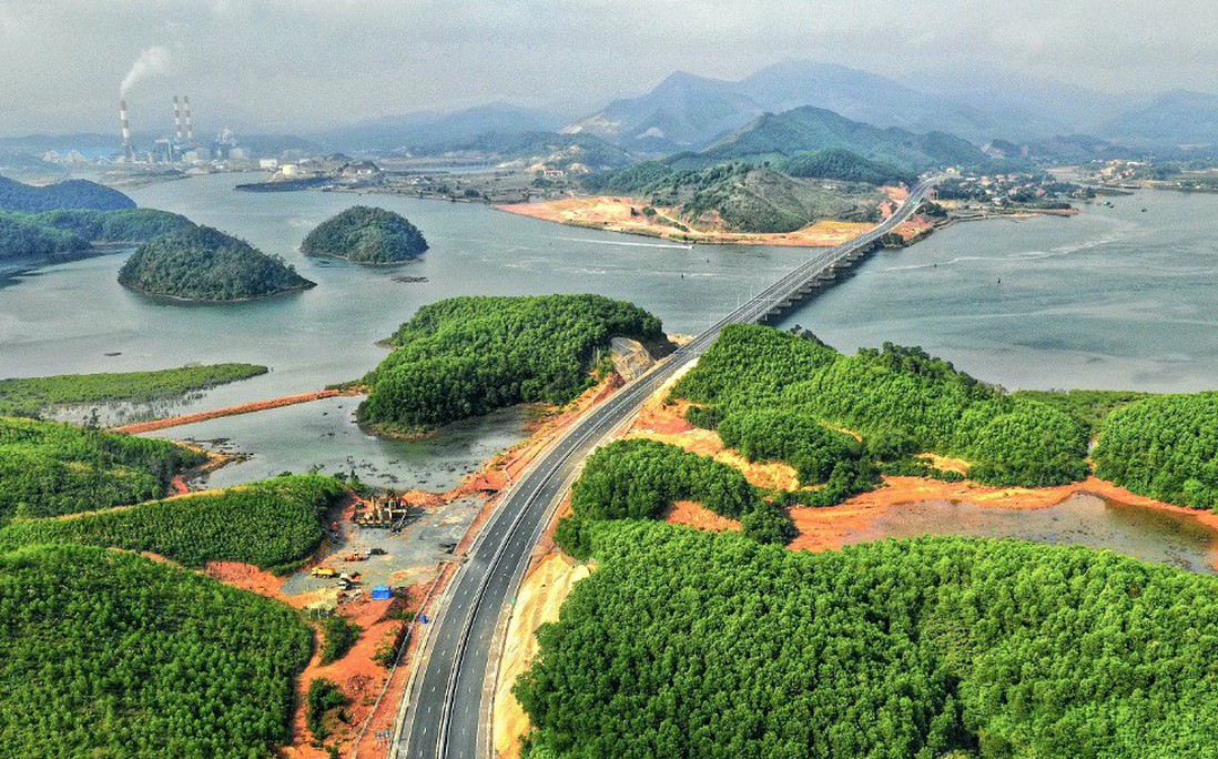 Quảng Ninh khởi công dự án đường bao biển hơn 2.600 tỉ đồng