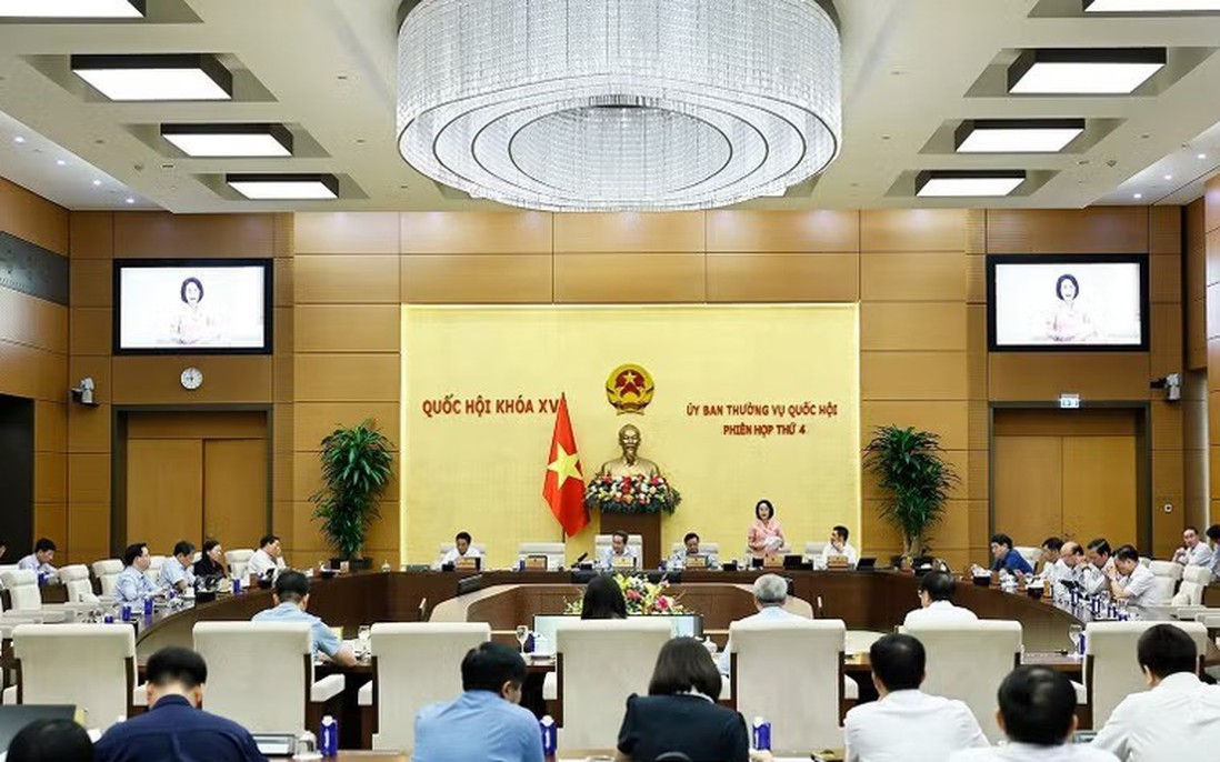 Đề xuất tạo cơ sở pháp lý cho mô hình tập đoàn xuất bản-truyền thông