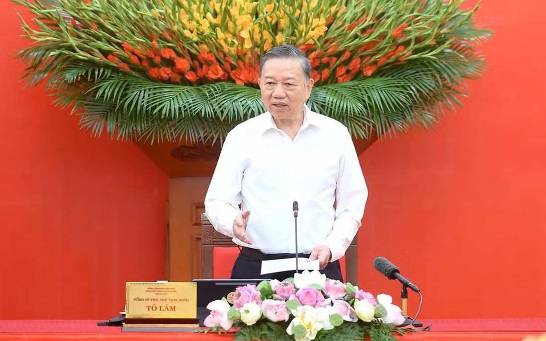 Đẩy mạnh học tập, thực hành tư tưởng, đạo đức, phương pháp, phong cách Hồ Chí Minh trong giai đoạn phát triển mới