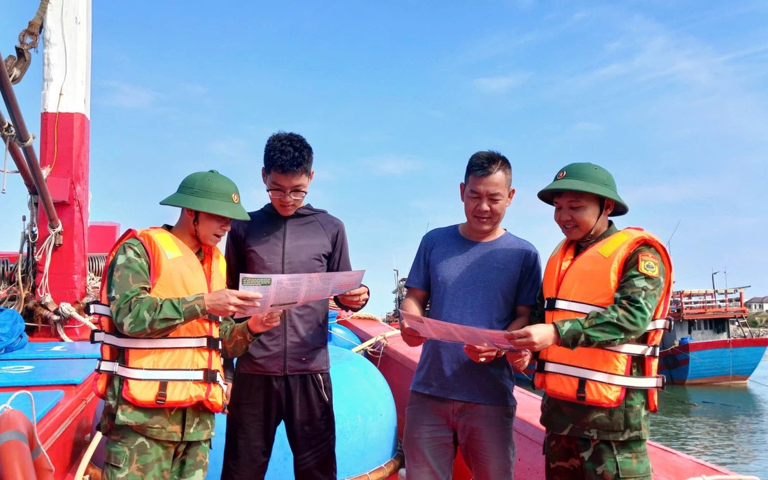 Đổi mới thực chất hoạt động Mặt trận - Bài cuối: Cán bộ Mặt trận "3 gần - 5 phải - 4 không" và "thế trận lòng dân" nơi đầu sóng