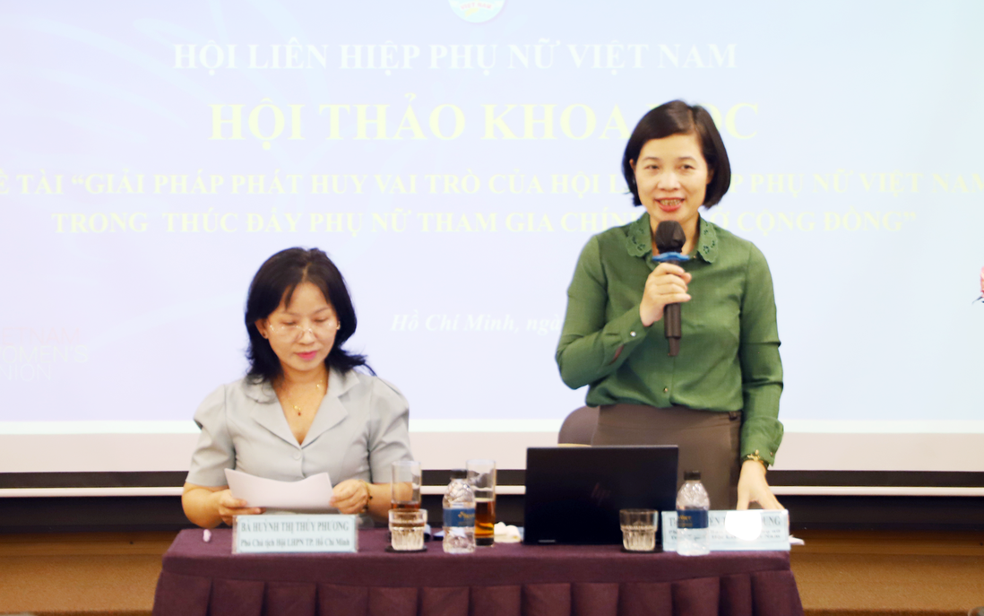 Phát huy vai trò phụ nữ trong tham gia chính trị ở cộng đồng