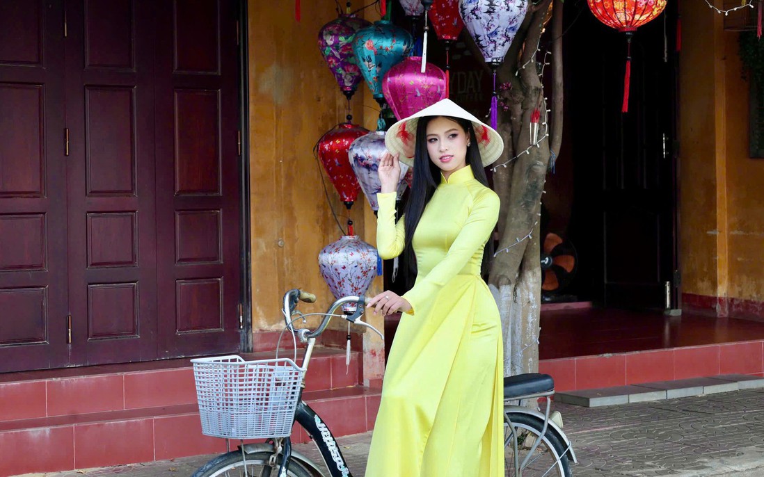 Hoa hậu Trần Thu Huyền và hành trình lan tỏa di sản Việt