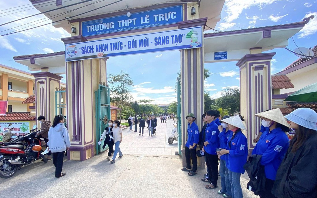 Khởi tố 2 giáo viên ở Quảng Trị liên quan tiêu cực tại kỳ thi tốt nghiệp THPT 2026
