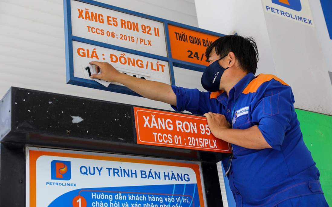 Giá xăng, dầu đồng loạt giảm