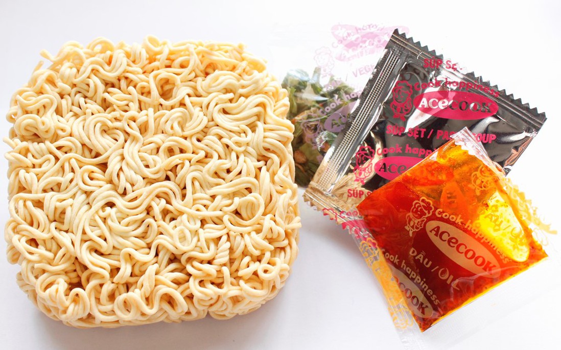Giải mã những bí mật bên trong các gói gia vị mì ăn liền