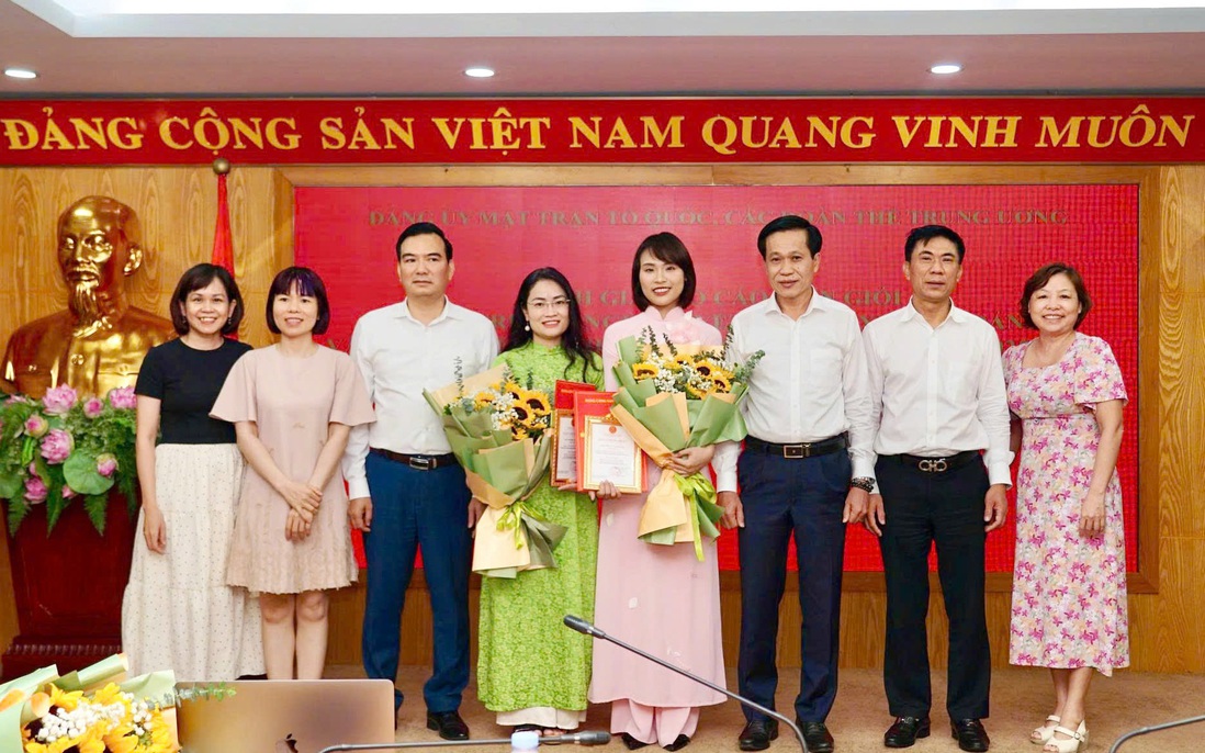 Xây dựng đội ngũ báo cáo viên thực sự là chiến sĩ xung kích trên mặt trận tư tưởng của Đảng