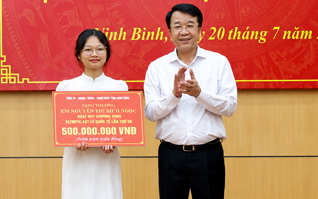 Ninh Bình thưởng 500 triệu đồng cho nữ sinh giành Huy chương Vàng Olympic Vật lý quốc tế