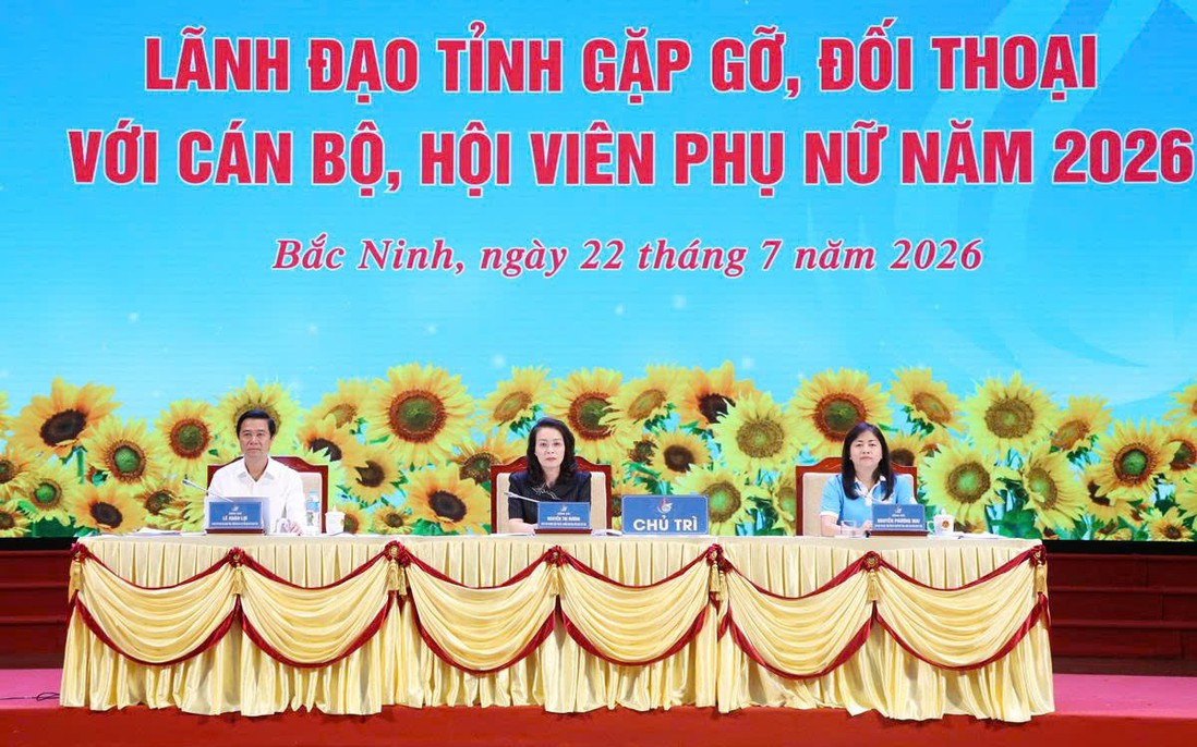 Lãnh đạo tỉnh Bắc Ninh đối thoại với hơn 300 cán bộ, hội viên phụ nữ