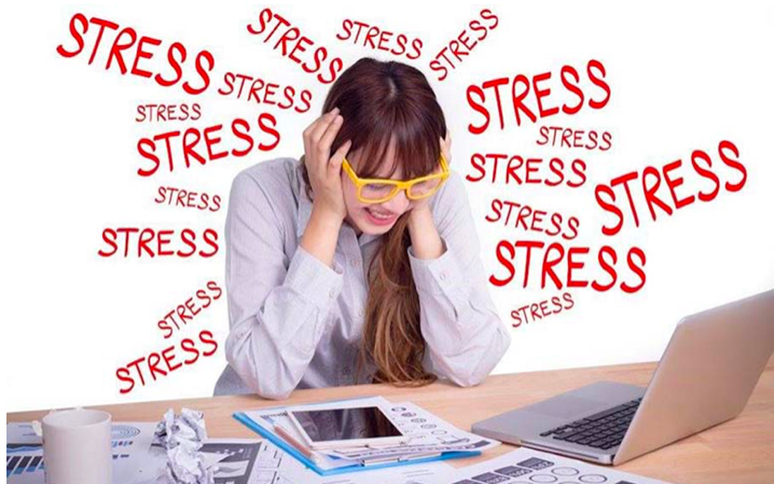 Khi chồng/vợ bị áp lực công việc đeo bám