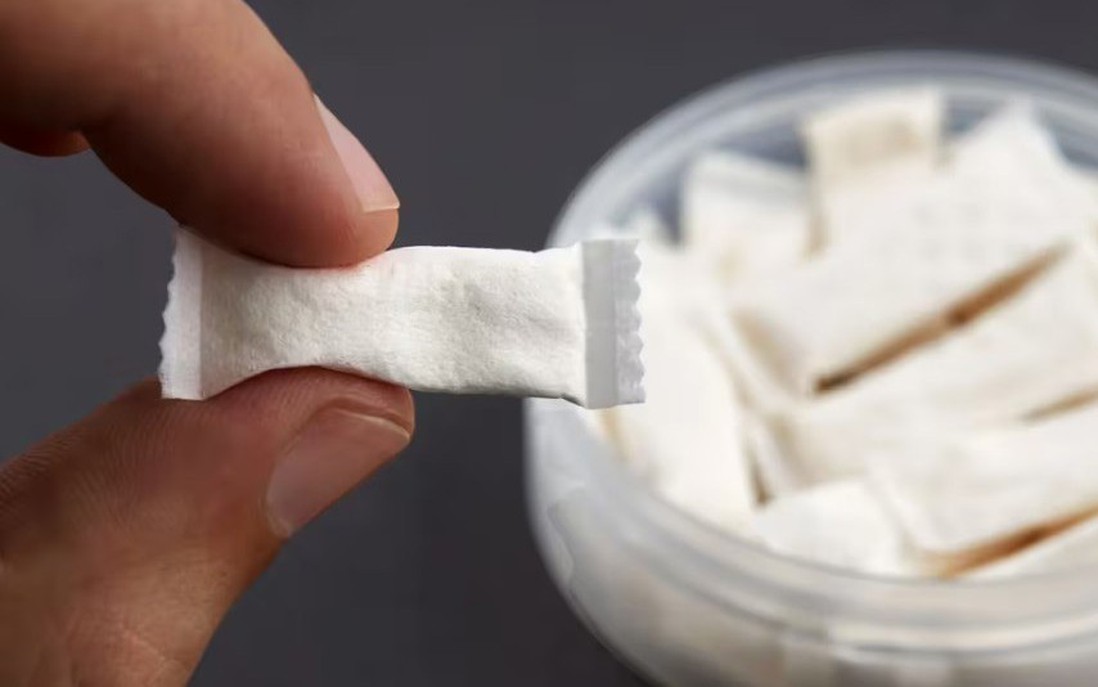 Túi ngậm nicotine là gì, có gây nghiện như thuốc lá?