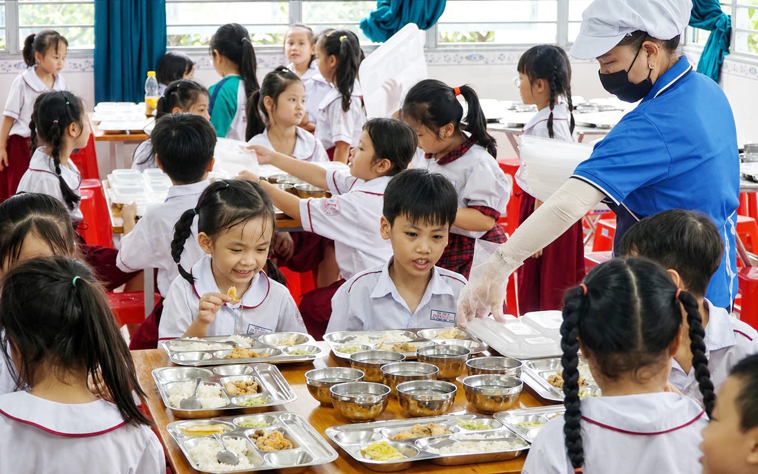 Hà Nội quản lý bữa ăn học đường bằng ứng dụng số từ năm học 2026 - 2027
