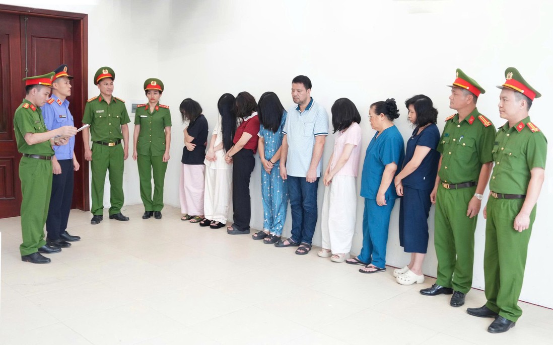 Phòng khám để "vẽ bệnh", dọa vô sinh, ung thư để thu lợi hàng chục tỷ đồng