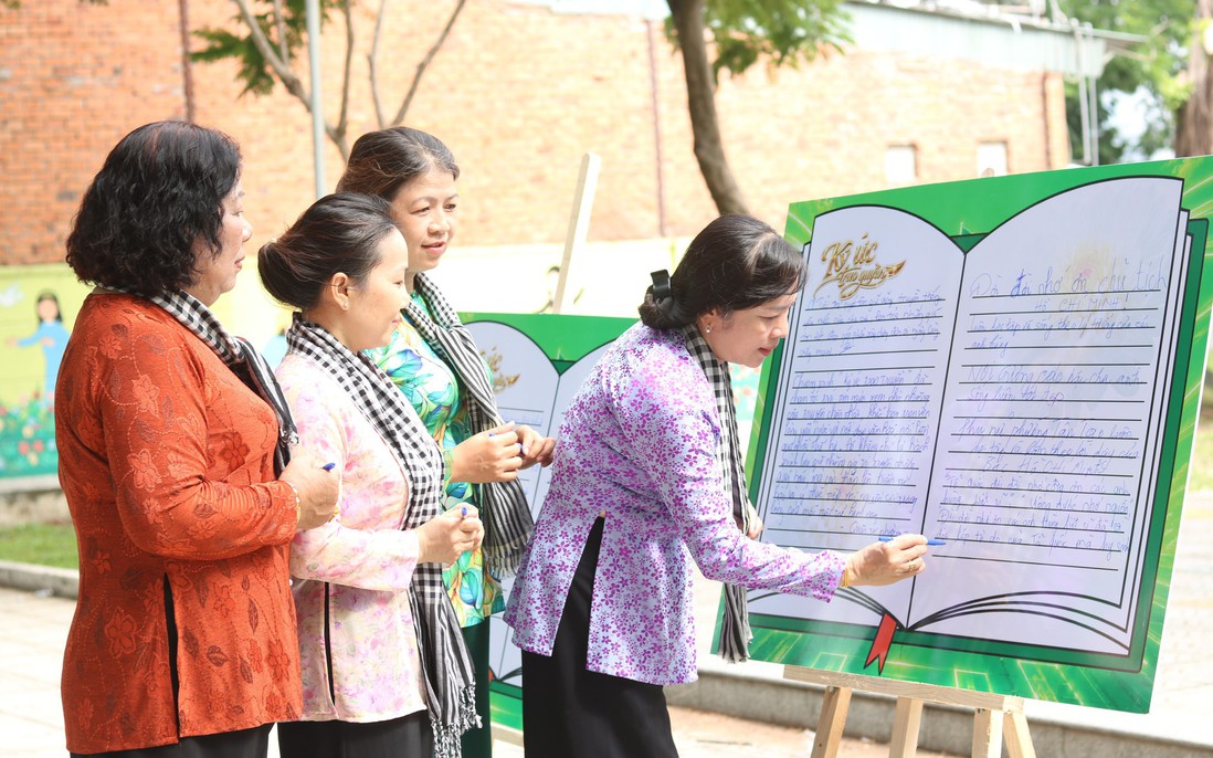 TPHCM: Xúc động chương trình giao lưu “Ký ức trao truyền” nhân ngày 27/7