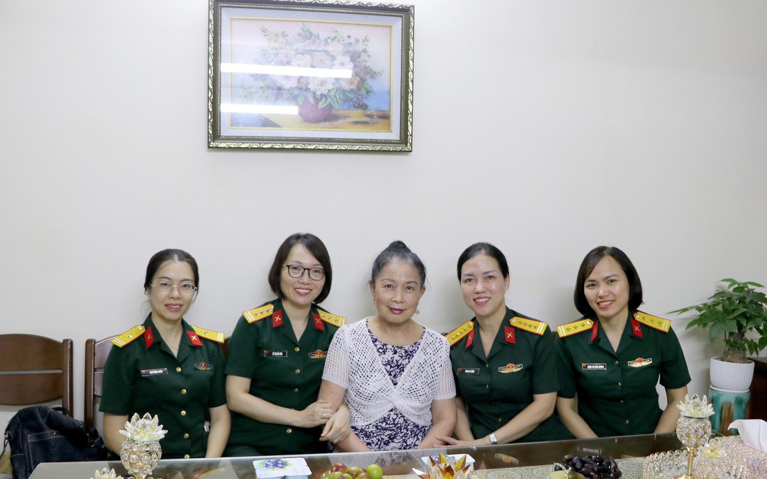 Ban Phụ nữ Quân đội tri ân nhân Ngày Thương binh - Liệt sĩ