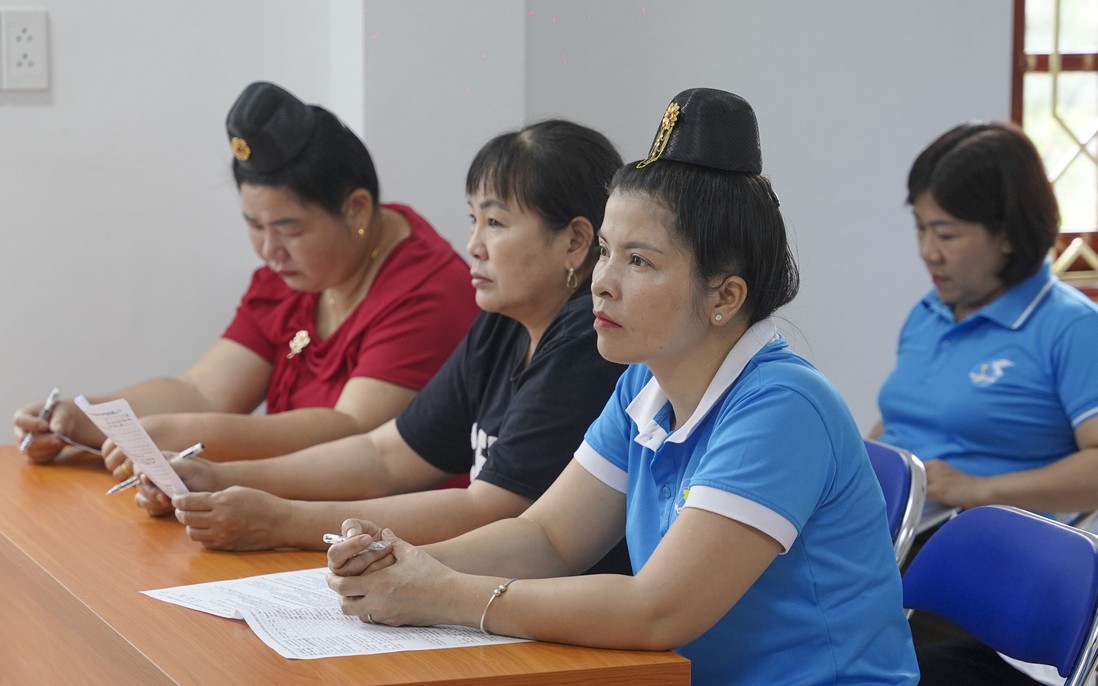 Phụ nữ Mường Thanh góp sức xây dựng môi trường sống không khói thuốc