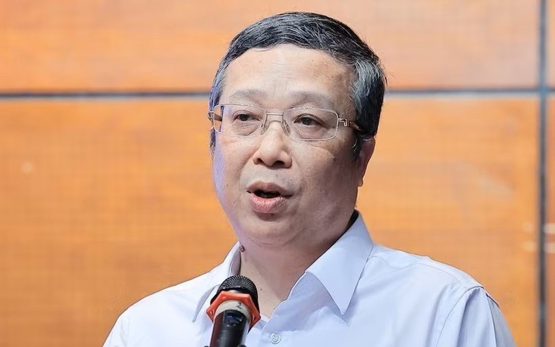Khởi tố Thứ trưởng Bộ Nông nghiệp và Môi trường Hoàng Trung