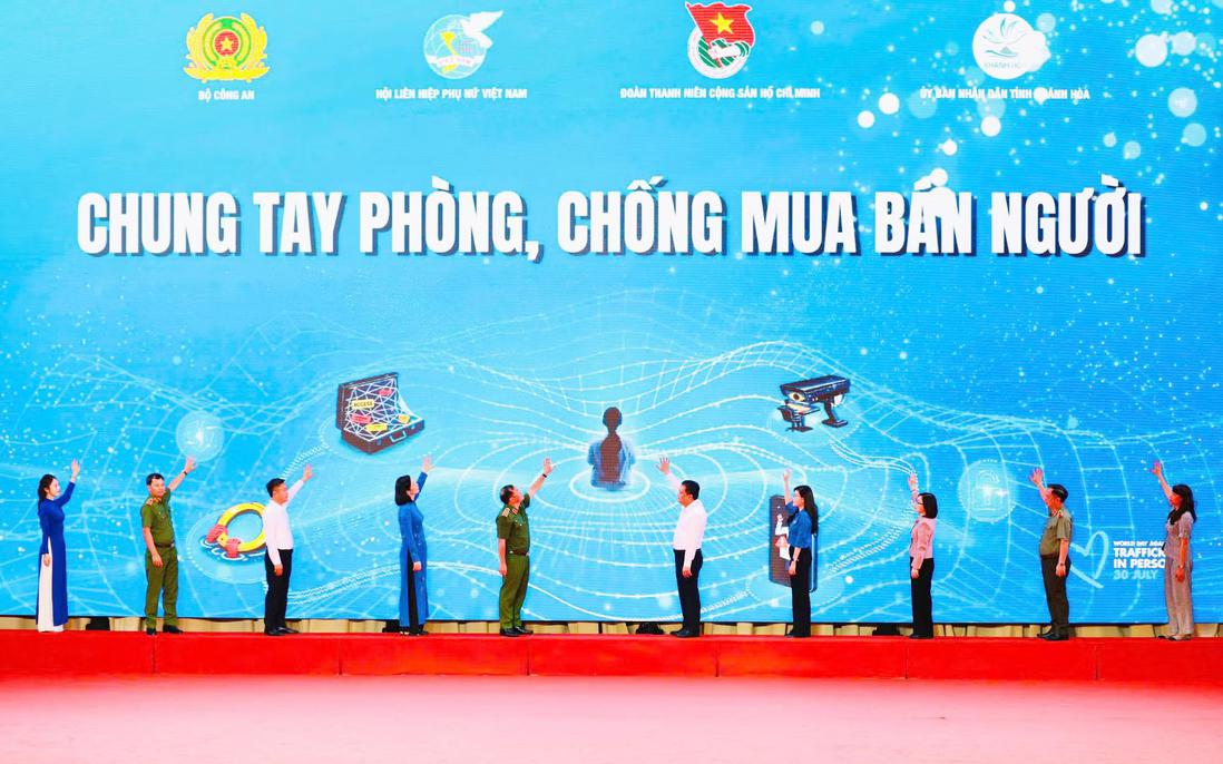 Đẩy mạnh phòng, chống mua bán người, đặc biệt là trên không gian mạng
