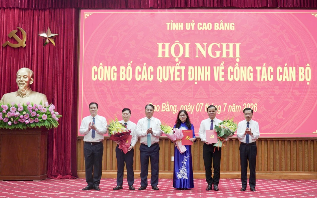 Tỉnh ủy Cao Bằng công bố các quyết định về công tác cán bộ