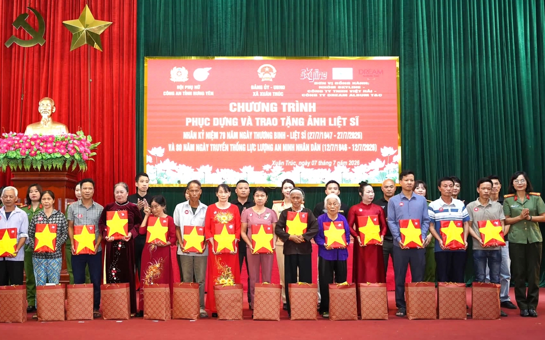 Xúc động với "Hành trình tri ân - Phủ màu di ảnh liệt sĩ"