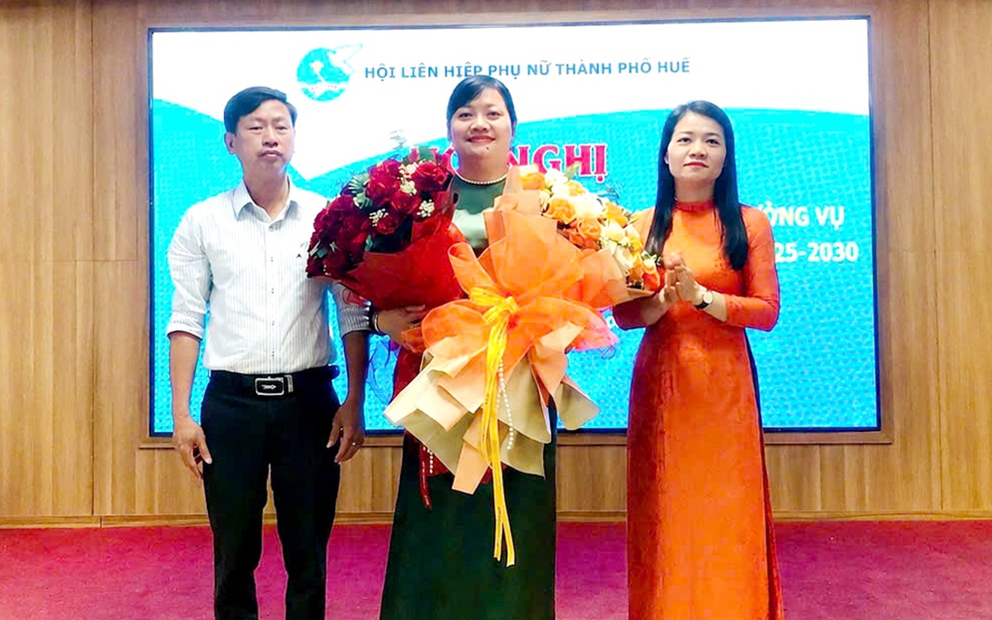 Bà Dương Thị Thu Thủy làm Chủ tịch Hội Liên hiệp Phụ nữ thành phố Huế