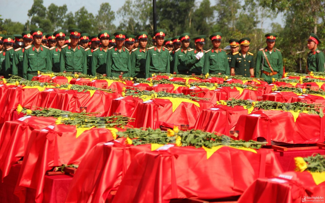 Thủ tướng yêu cầu đẩy mạnh tìm kiếm, quy tập, xác định danh tính hài cốt liệt sỹ
