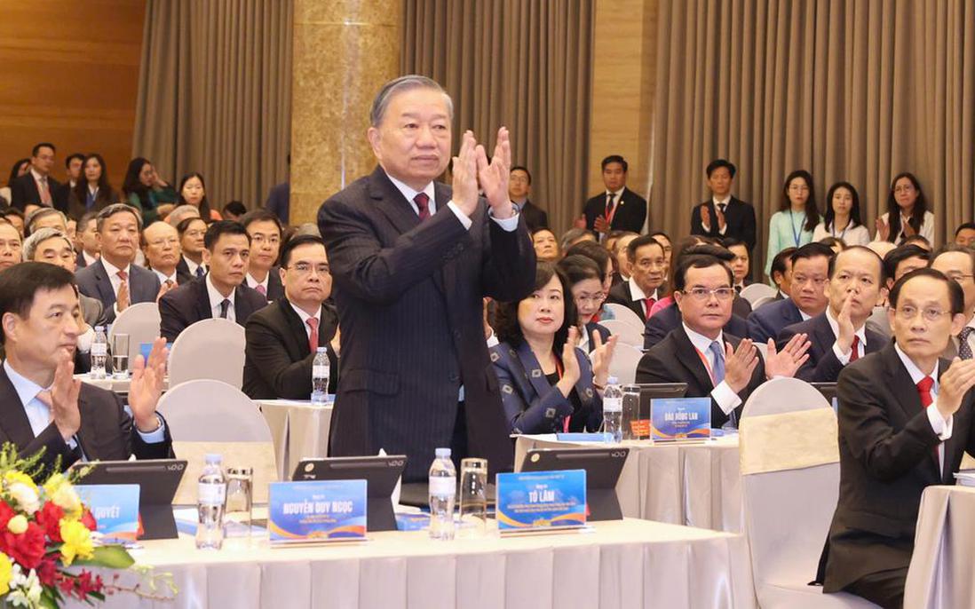 Tổng Bí thư, Chủ tịch nước Tô Lâm dự, phát biểu chỉ đạo Hội nghị Ngoại giao lần thứ 33