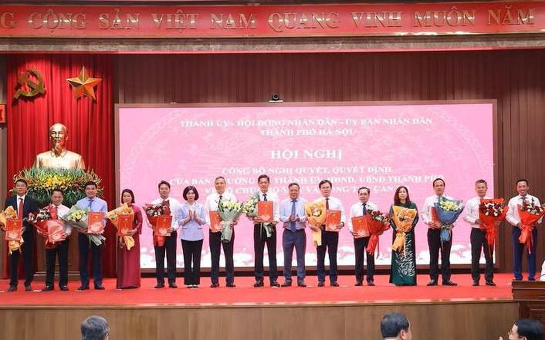 Hà Nội công bố 47 quyết định về công tác cán bộ sau sắp xếp bộ máy