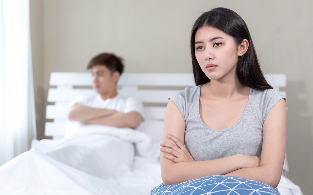 Hôn nhân vỡ vụn vì "san bằng tỉ số phản bội"