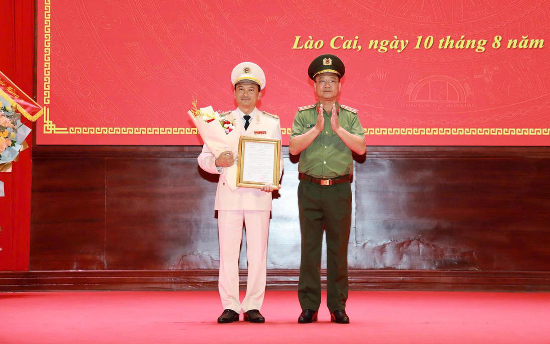 Công bố quyết định bổ nhiệm Giám đốc Công an tỉnh Lào Cai