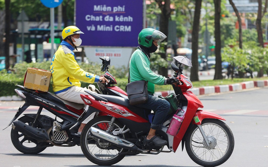 Tìm giải pháp sức khỏe cho tài xế xe công nghệ mưu sinh giữa khói bụi