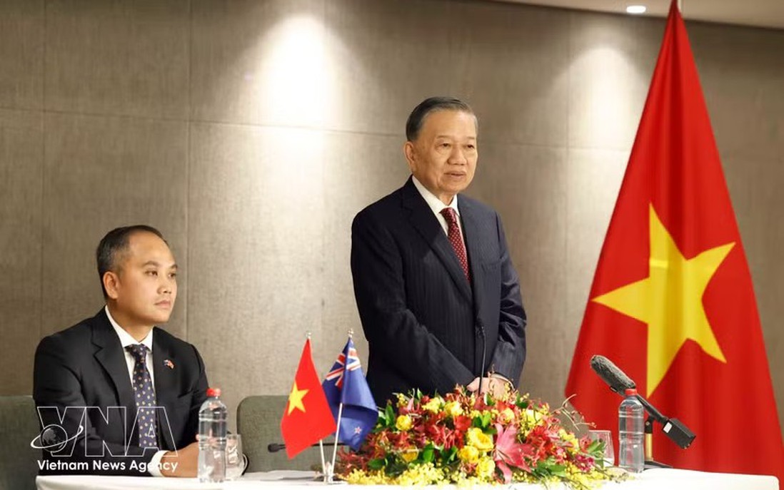 Party General Secretary and President meets Vietnamese community in New Zealand