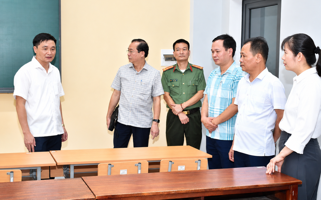14h chiều nay (13/8), 328 thí sinh Trường THPT Chuyên Tuyên Quang làm thủ tục thi lại