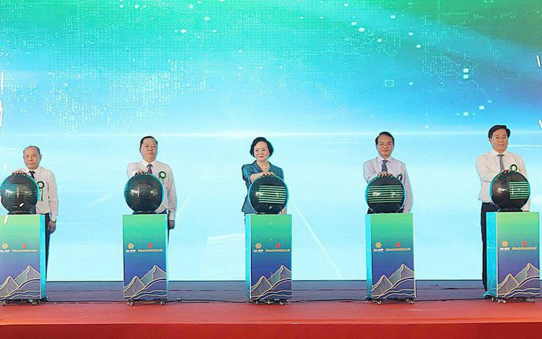 Phú Thọ khởi công 5 dự án gần 7.600 tỷ đồng: Lấy chất lượng sống của người dân làm thước đo
