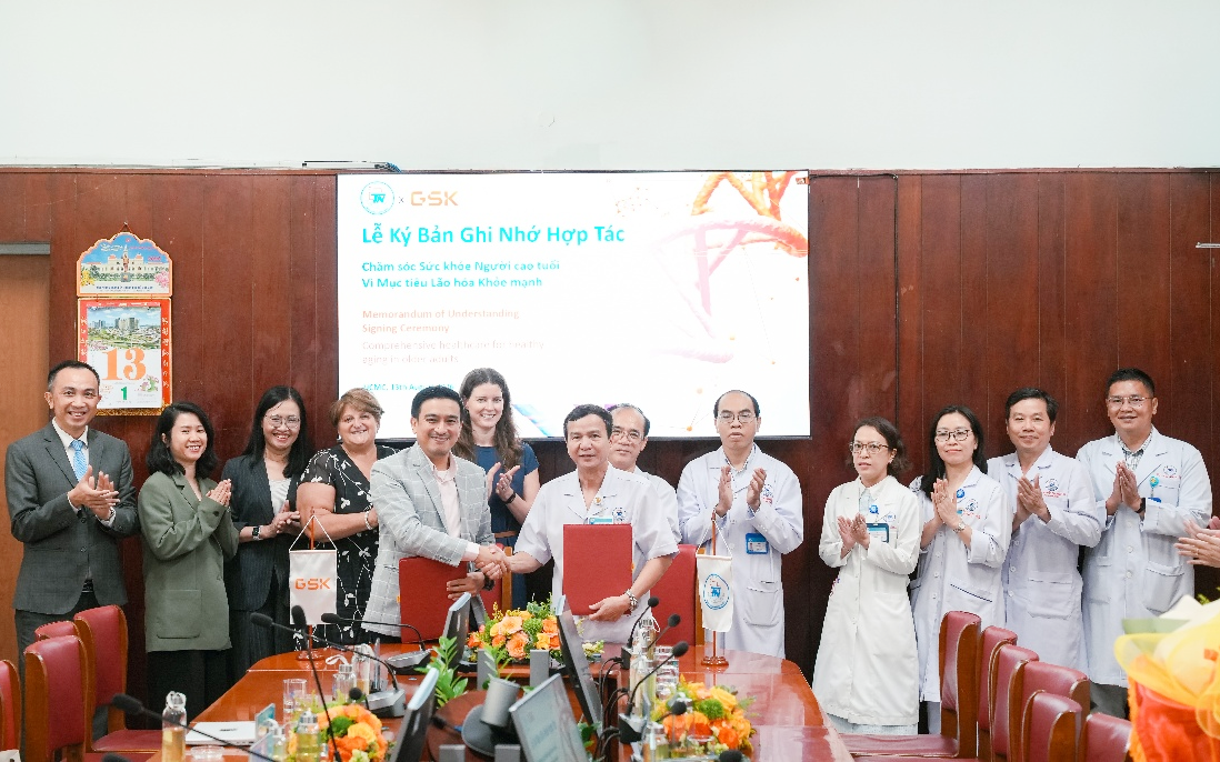 Đồng hành chăm sóc sức khỏe toàn diện cho người cao tuổi