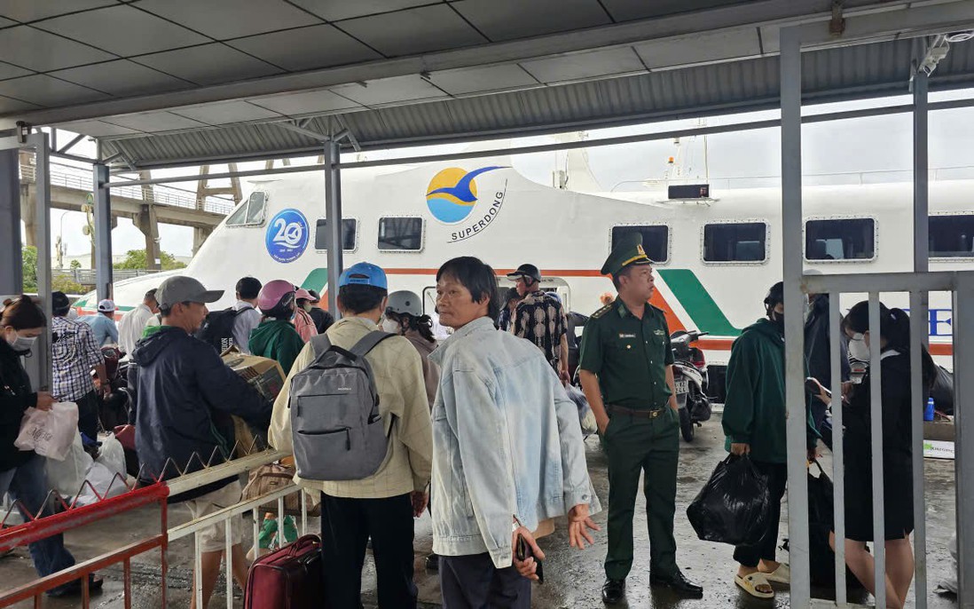 Tàu cao tốc đi Phú Quốc hoạt động trở lại