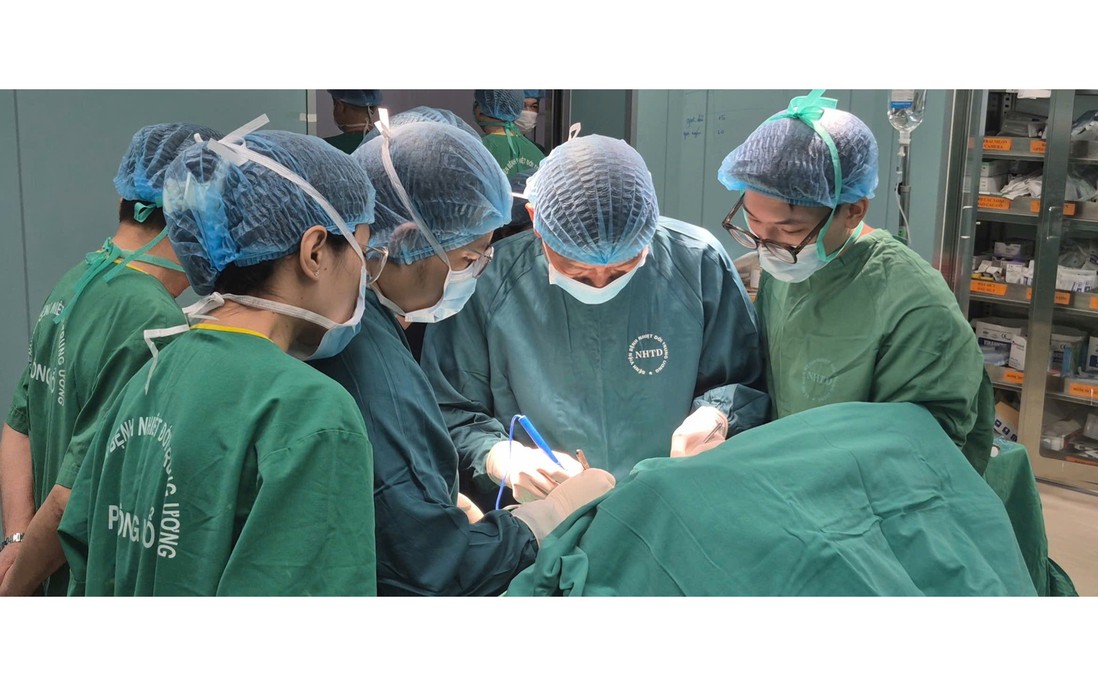 Bé gái 27 tháng tuổi bị chấn thương sọ não sau cú ngã