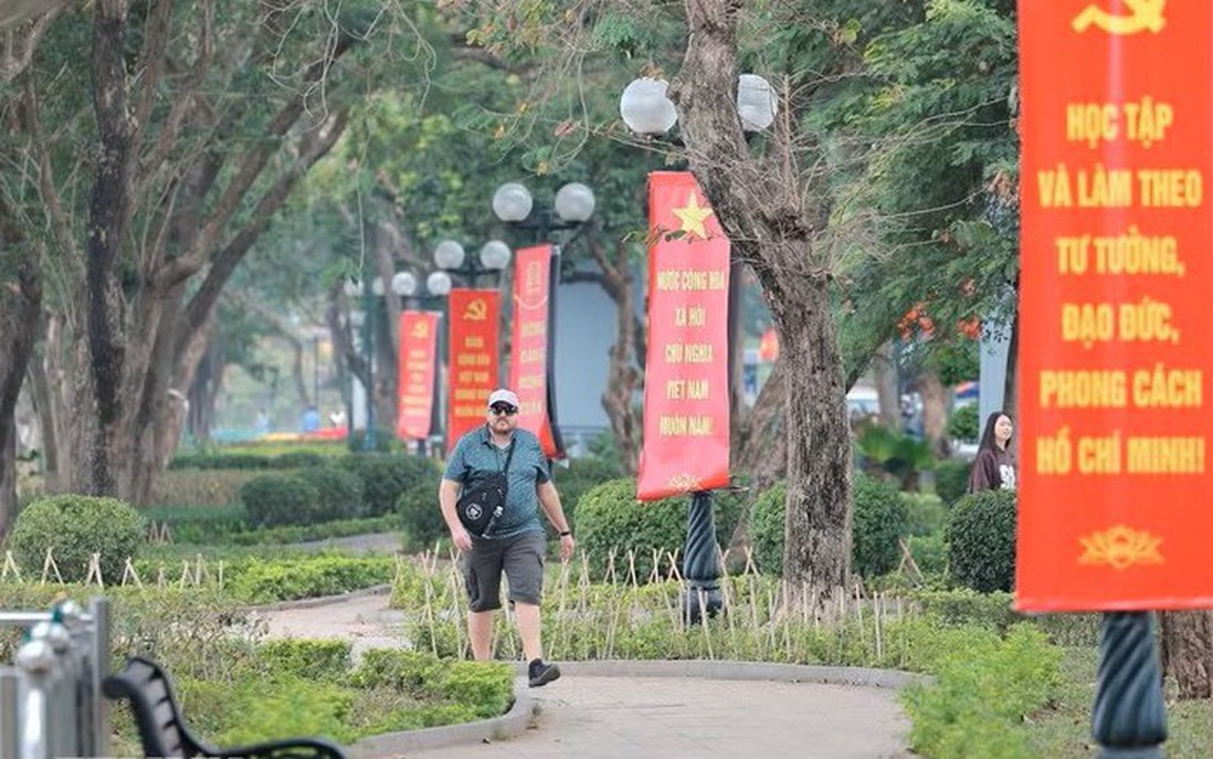Hà Nội chỉnh trang hệ thống kết cấu hạ tầng giao thông dịp lễ 2/9
