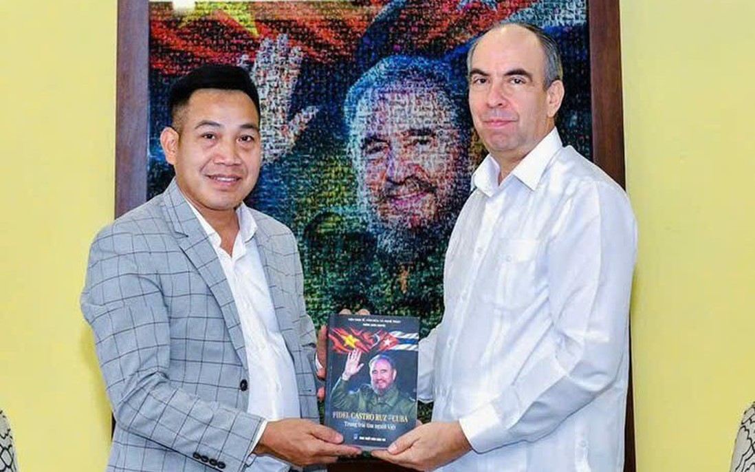 Fidel Castro Ruz - Cuba trong trái tim nhân dân Việt Nam