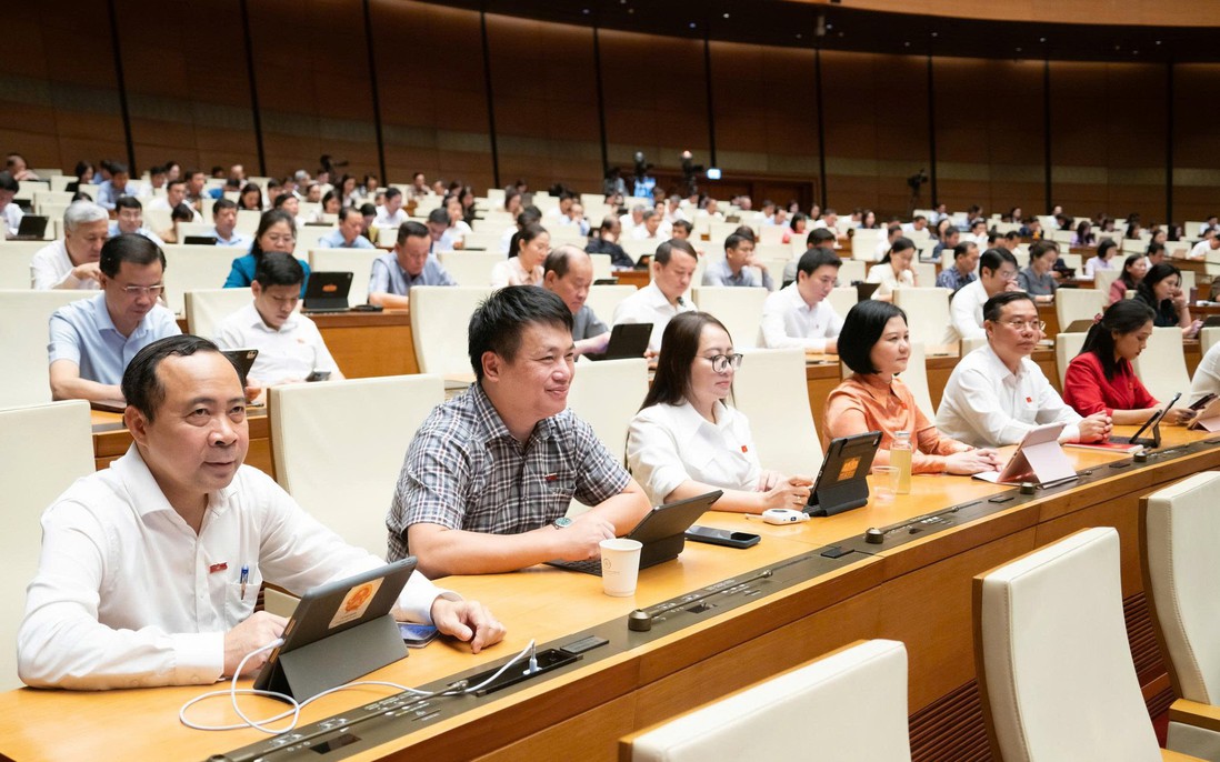 Hàng hóa qua thương mại điện tử sẽ phải làm thủ tục hải quan từ năm 2027