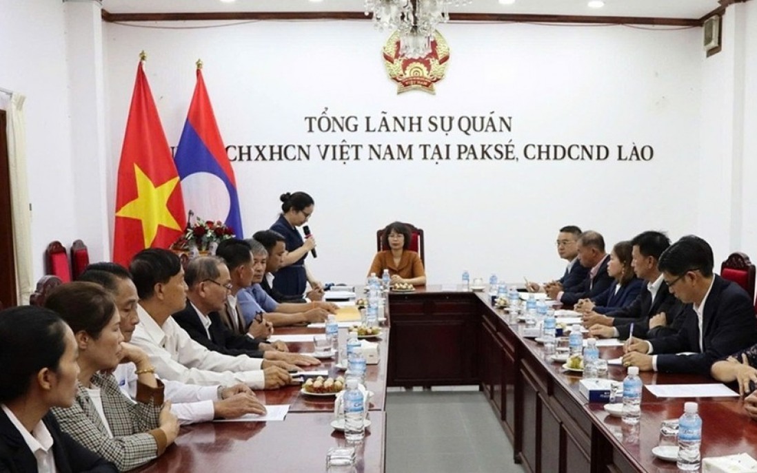 Phổ biến Nghị quyết về Công tác người Việt Nam ở nước ngoài đến kiều bào Nam Lào