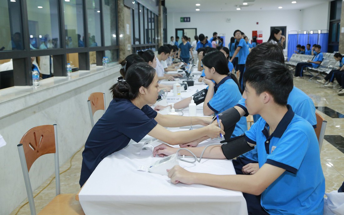 Phường Hoàng Liệt: Khám sức khỏe miễn phí cho 6.000 học sinh trước năm học mới