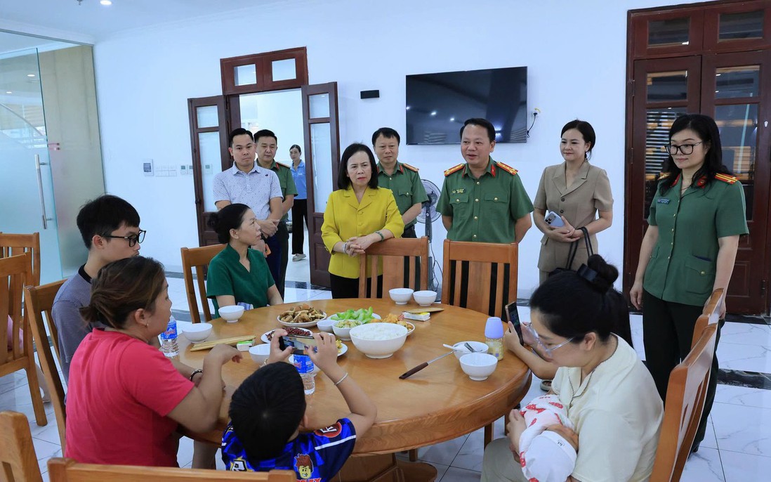 Nhà khách trung tâm tỉnh Lạng Sơn mời người dân bị ngập lụt đến ở và ăn trưa miễn phí
