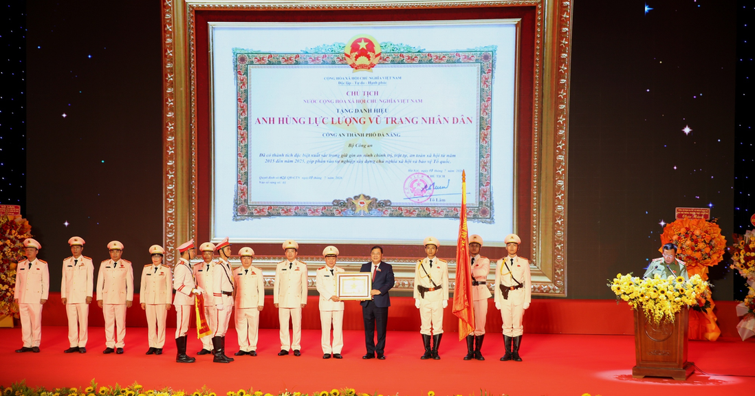 Công an TP Đà Nẵng đón nhận danh hiệu "Anh hùng Lực lượng vũ trang nhân dân"