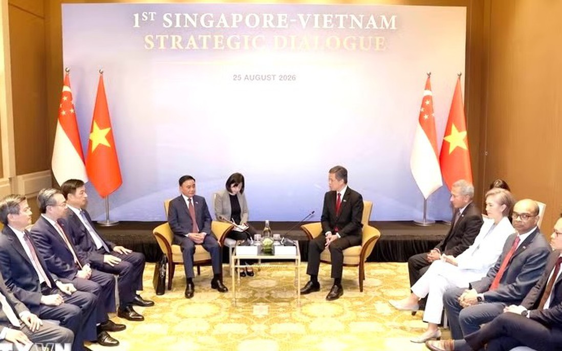 Lễ đón Thường trực Ban Bí thư Trần Cẩm Tú thăm chính thức Singapore
