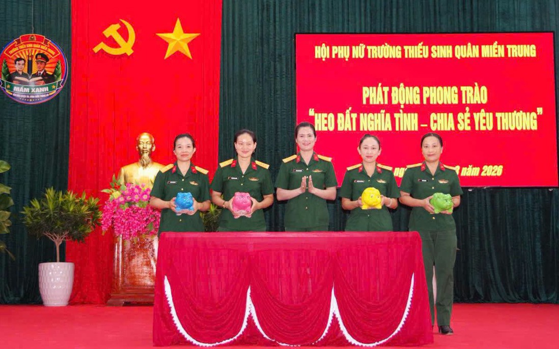 Phát động phong trào "Heo đất nghĩa tình - Chia sẻ yêu thương" 