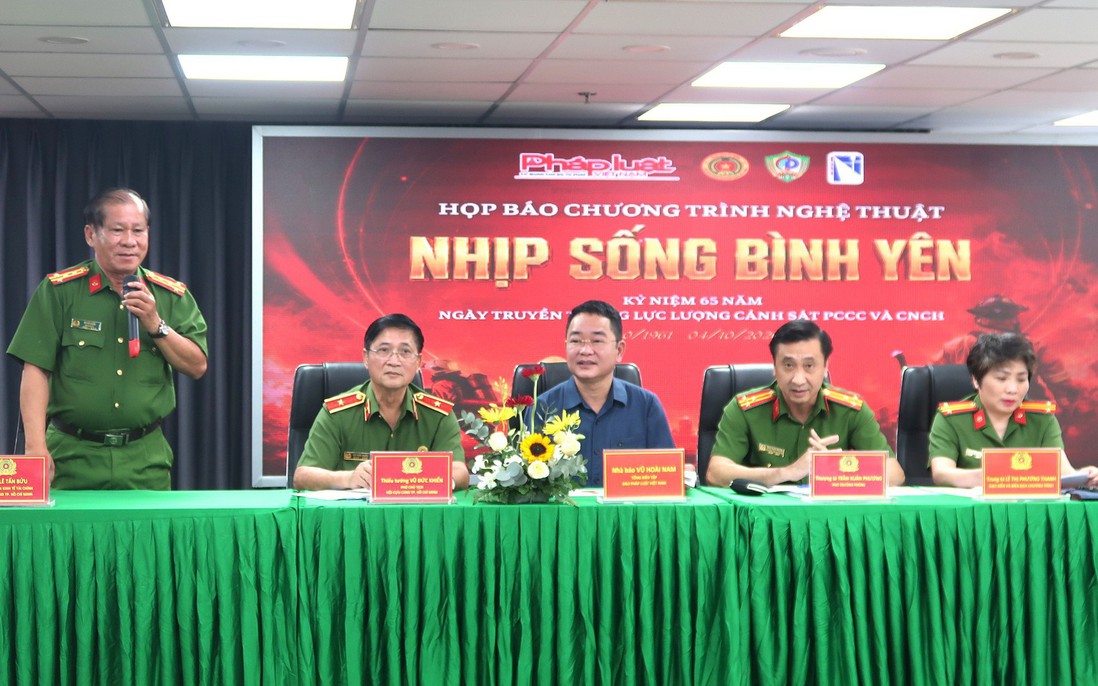 "Nhịp sống bình yên" - Chương trình tôn vinh chiến sĩ Cảnh sát Phòng cháy, chữa cháy và cứu nạn