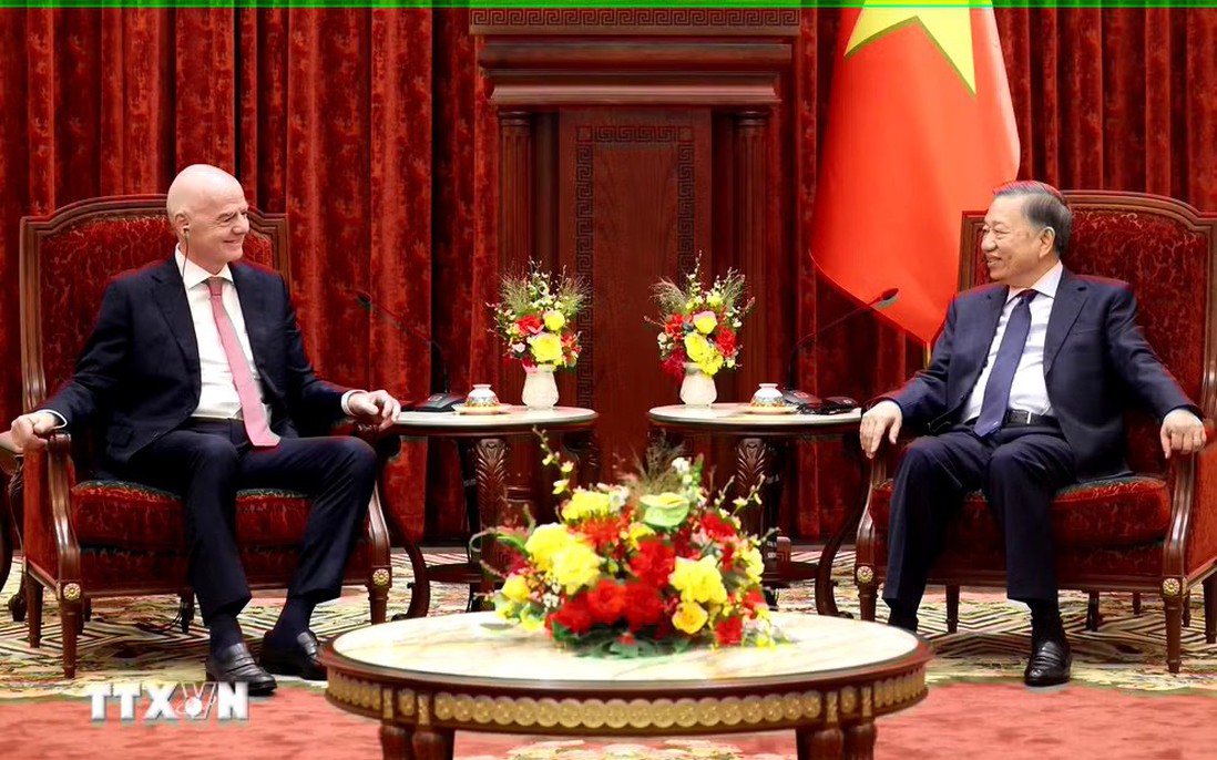 Tổng Bí thư, Chủ tịch nước đề nghị Chủ tịch FIFA hỗ trợ Việt Nam đăng cai một số giải đấu thuộc hệ thống