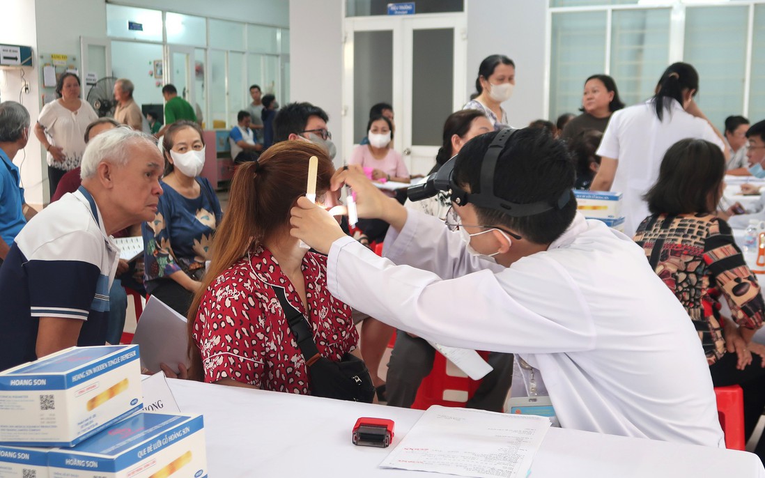 TPHCM: Hỗ trợ 100% học phí cho bác sĩ nội trú